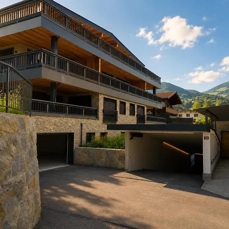 Apartment - Mountain View - Near Kitzbuehel *